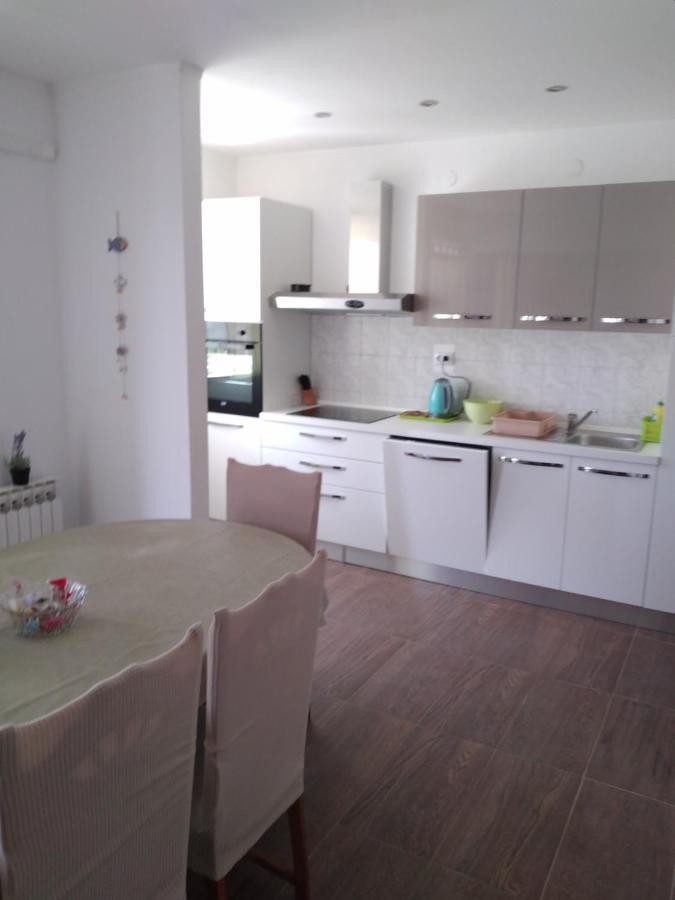 Apartamento Paula&Jo Kaštela Exterior foto